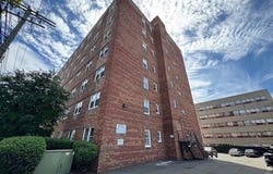 140 Grove Street, Stamford, CT 06902