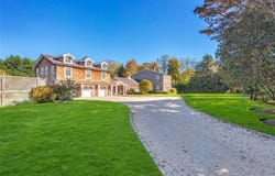 68 Quogue Riverhead Road, Quogue, NY 11959