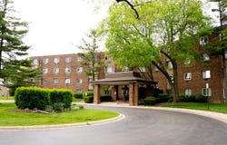 1500 Robin Circle, Hoffman Estates, IL 60169