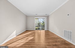 18302 STREAMSIDE Drive, GAITHERSBURG, MD 20879