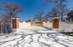 347 Woodland Dr, Fredericksburg, TX 78624