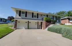 16017 E 37th Street, Independence, MO 64055