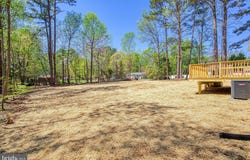 2858 NORTH INDEPENDENCE, MONTROSS, VA 22520