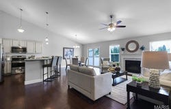 634 Leonard Avenue, Valley Park, MO 63088