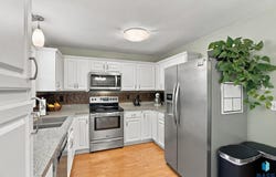 2017 S Fox Trl, Sioux Falls, SD 57103