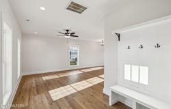 352 Clinch Ave, Clinton, TN 37716