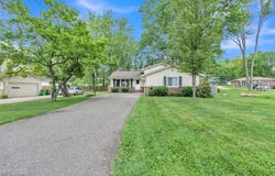 1999 Berger Avenue, Stow, OH 44224