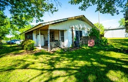 682 Lcr 450, Mexia, TX 76667