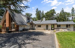 3806 Jumpoff Joe Creek Road, Grants Pass, OR 97526