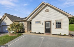 293 BEECH Street, DENVER, PA 17517