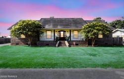 709 W Pine Street, Erath, LA 70533