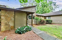 830 Bonnie Glen Drive SE, Marietta, GA 30067