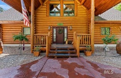 38 Blue Shadow Dr, Garden Valley, ID 83622