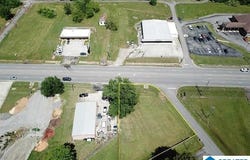 1909 2ND AVENUE, ONEONTA, AL 35121