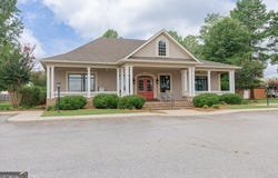 225 Wes Park, Perry, GA 31069