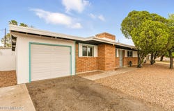 8428 E Eli Street, Tucson, AZ 85710