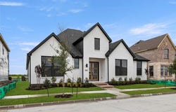 9813 Dahlia Boulevard, Mesquite, TX 75126