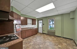 135 S 2ND STREET, FRACKVILLE, PA 17931