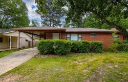 6815 W 34 Street, Little Rock, AR 72204