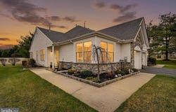 137 BURHOLME DRIVE, HAMILTON, NJ 08691