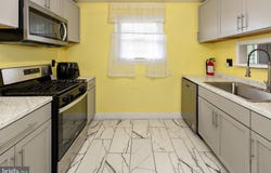 109 LA CASCATA TNHS, CLEMENTON, NJ 08021