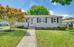 26 Olive St, Winchester, MA 01890
