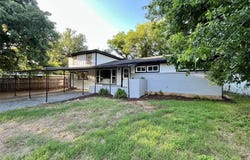 319 Belle Street, Bedford, TX 76022