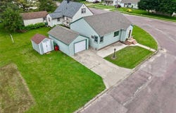 400 Lafayette Avenue S, Fulda, MN 56131