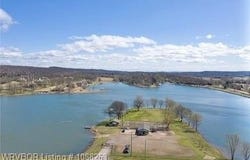 8811 Sebastian CT, Hackett, AR 72937