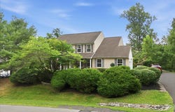 325 Shawnee Valley Drive, East Stroudsburg, PA 18302