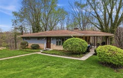 157 Broadbent Rd, Ohio Twp, PA 15143
