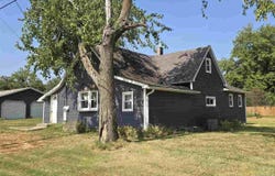 13618 W Steele Street, Linton, IN 47441