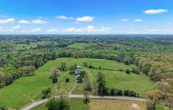795 Crazy Doe Road, Lexington, TN 38351