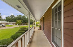 668 Bruin Avenue, Pearl, MS 39208