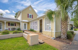 227 Shalimar Drive, Shalimar, FL 32579