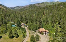 2326 Private Rd, Cambridge, ID 83610