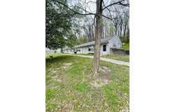 612 E 3RD Avenue, Grand Tower, IL 62924