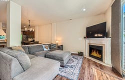 21440 NE WILLOW GLEN RD, Fairview, OR 97024