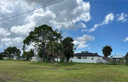 2014 NW 7th Terrace, Cape Coral, FL 33993