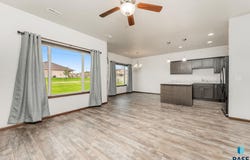1315 S President Ct, Sioux Falls, SD 57106
