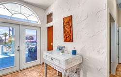 617 E E. Gorrie Drive, St. George Island, FL 32328