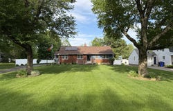 14 Hebron Road, Bolton, CT 06043