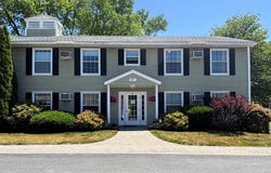 87 Winnacunnet Road, Hampton, NH 03842