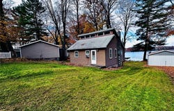 W2908 Sunset Bay, Birchwood, WI 54817