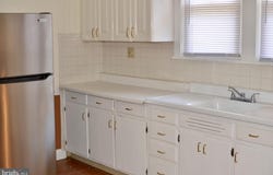 220 LINDEN, OAKLYN, NJ 08107