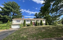 39 Phelps Drive, Hamden, CT 06514