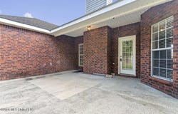 2933 Village Circle, Ocean Springs, MS 39564