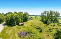 11300 E Brigadoon Lane, Suttons Bay, MI 49682