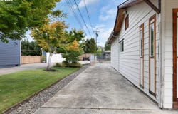 1862 NW OERDING AVE, Roseburg, OR 97471