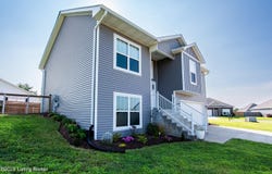 24 Greenbriar Dr, Eminence, KY 40019